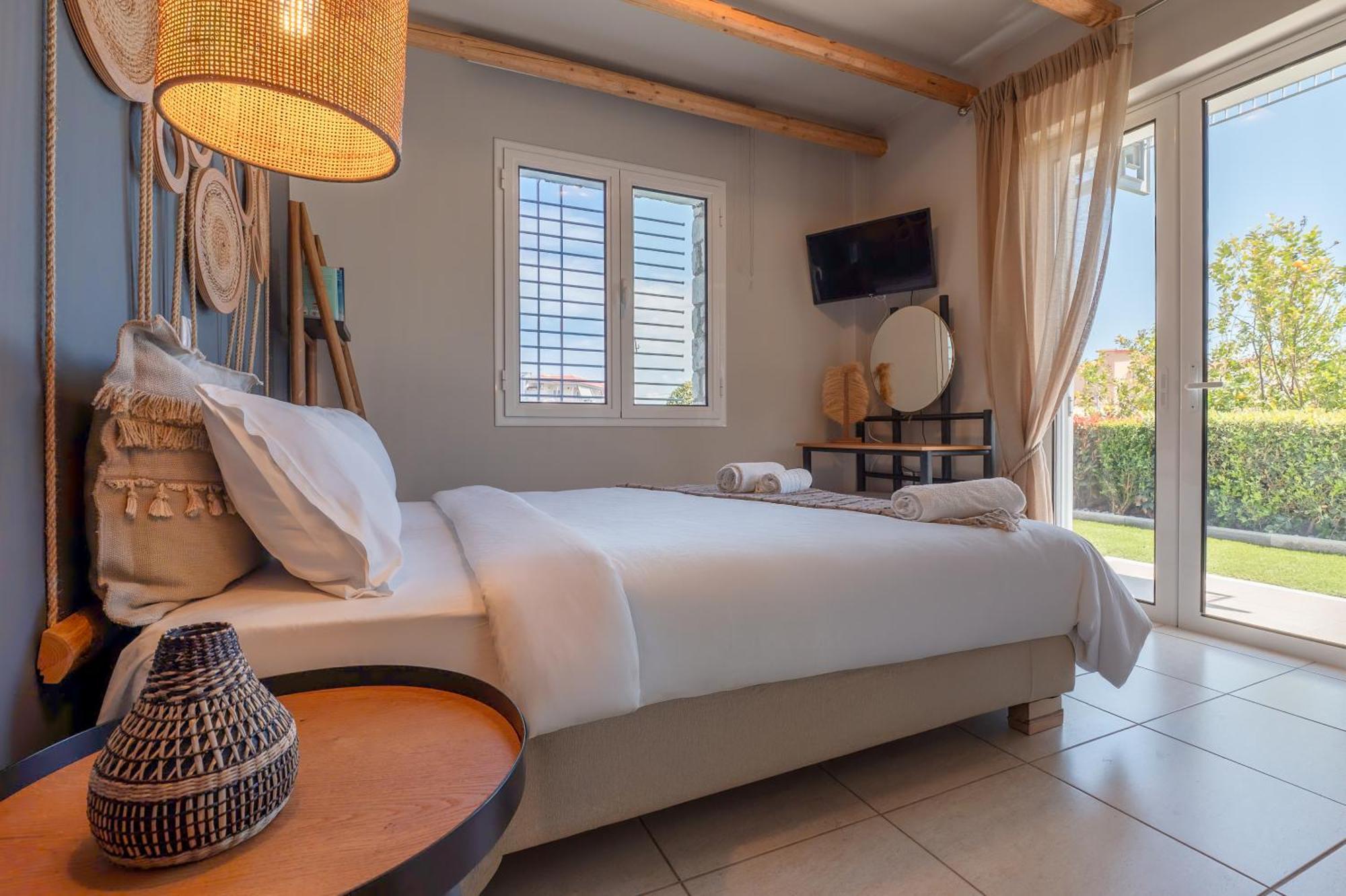 Tyros Boutique Houses Villas Room photo