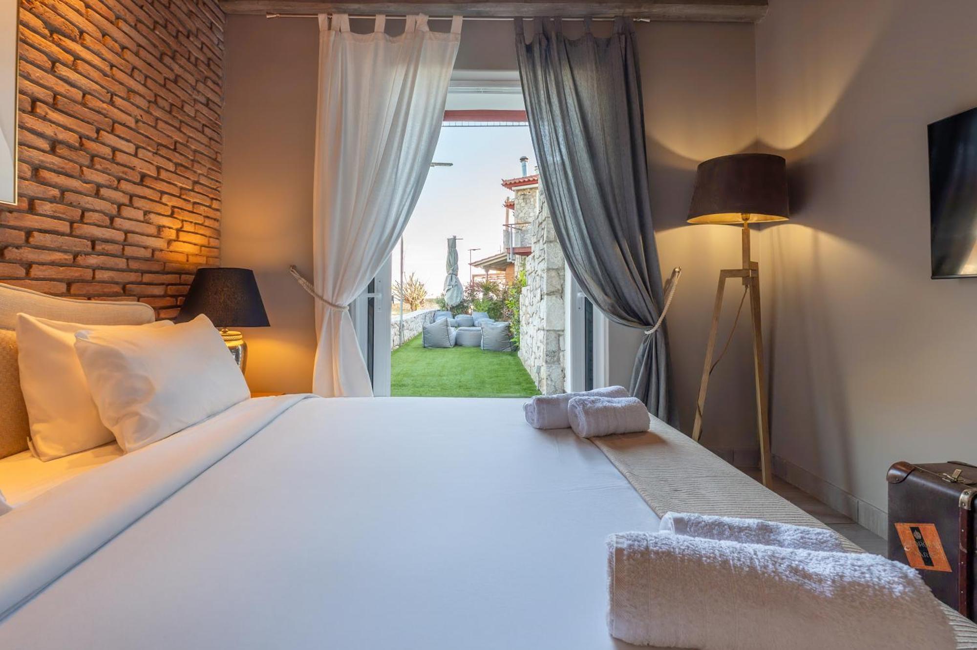 Tyros Boutique Houses Villas Room photo
